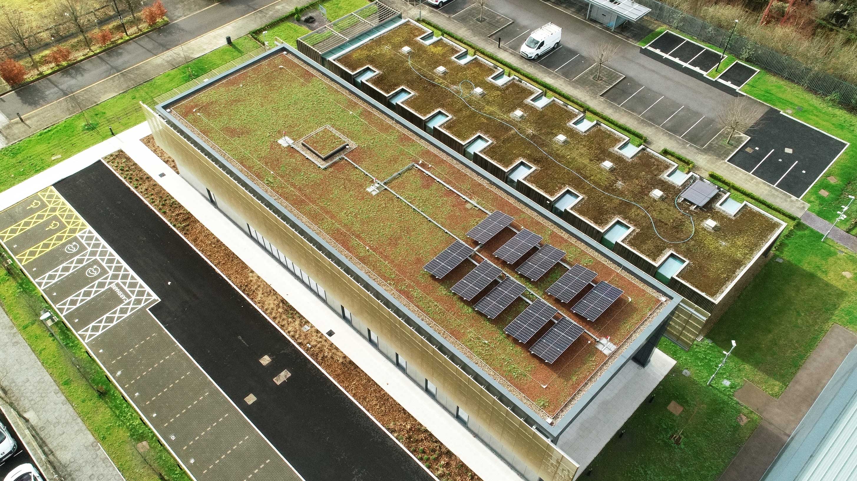 Regain2 site with green roof and solar PV