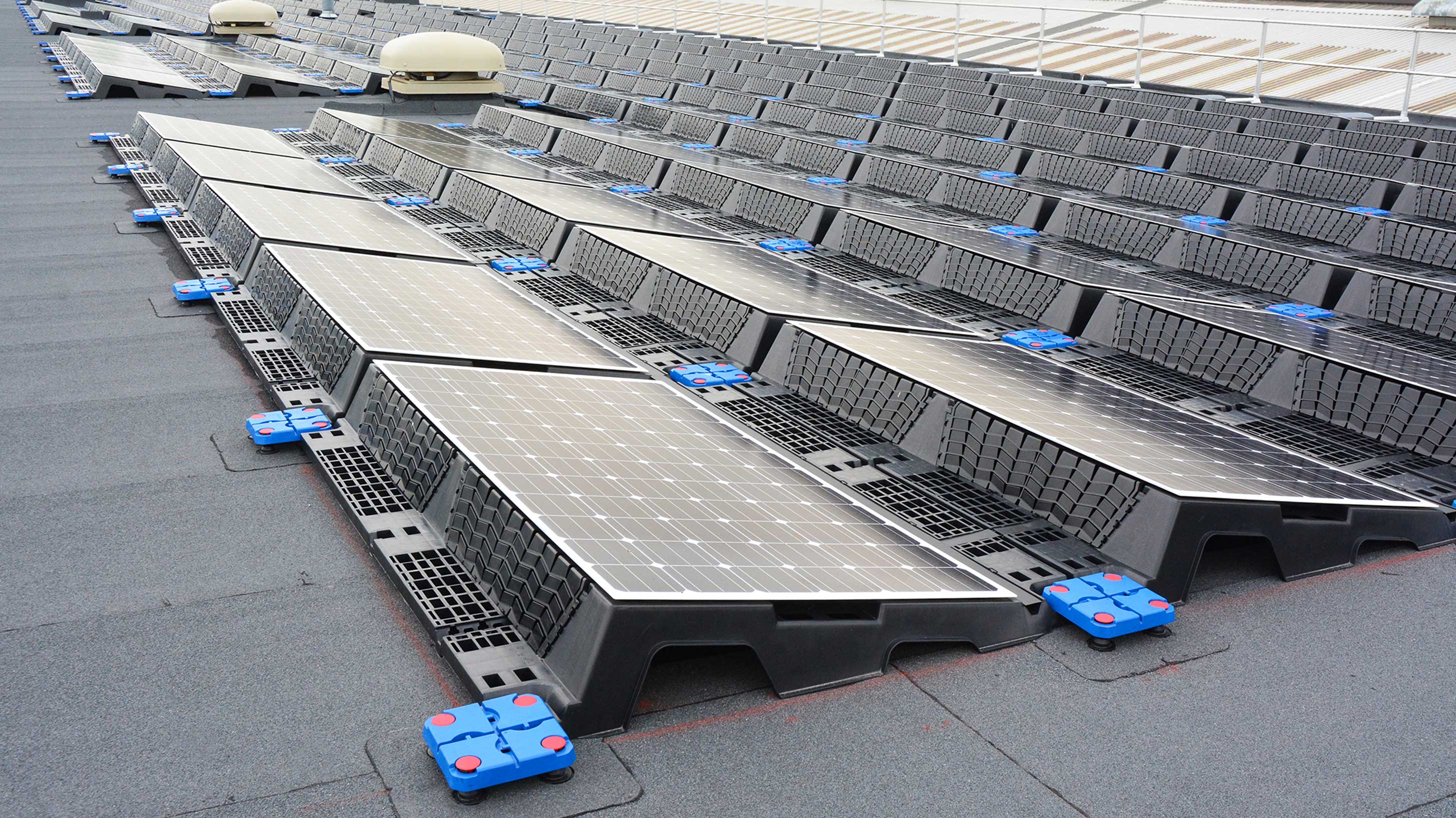 Roof of JCB World Headquarters with array of solar panels