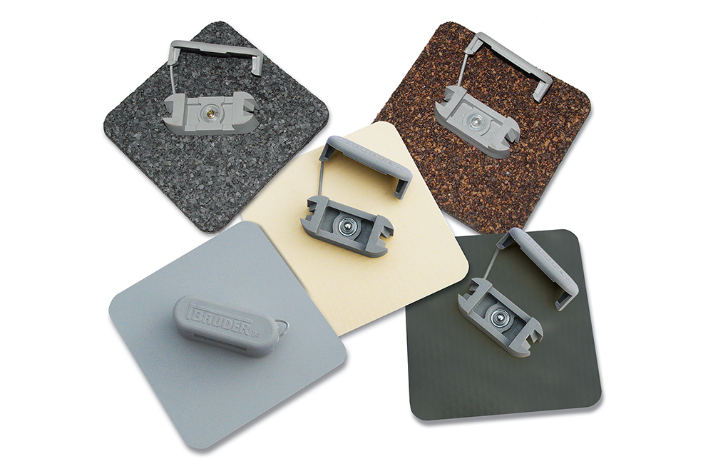 Lighting conductor clips for bitumen single ply roof systems