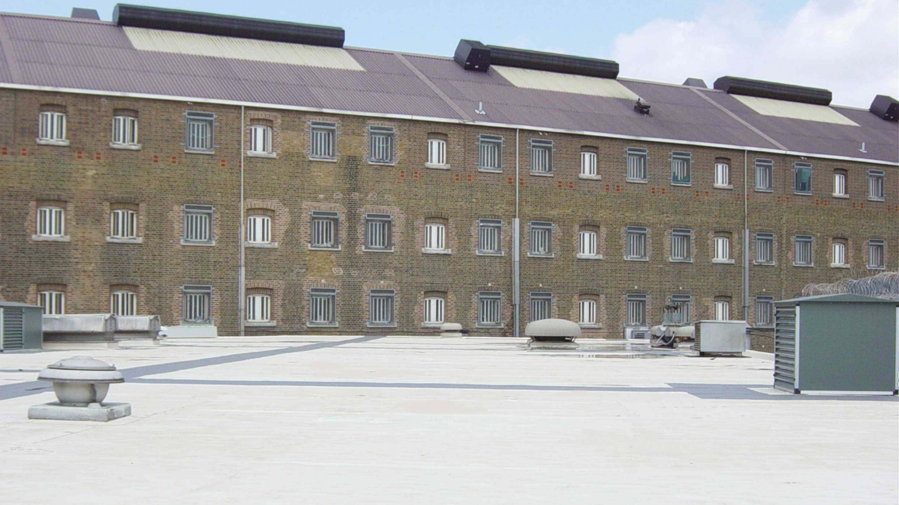 Roof of HMP Pentonville with BauderThermoplan FPO single ply waterproofing system installed