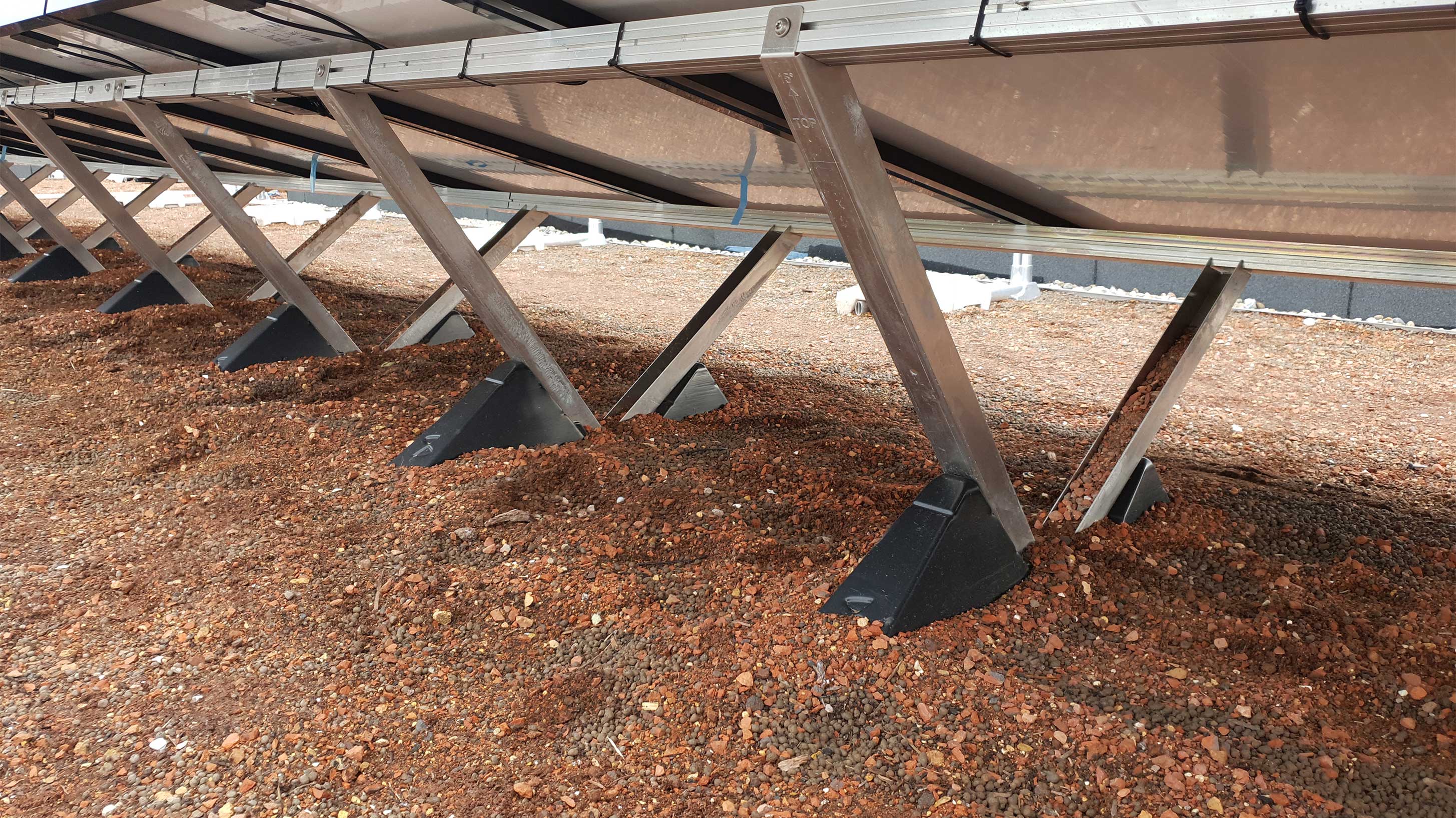 Cambridge University, Department of Civil Engineering with BauderSOLAR G Light