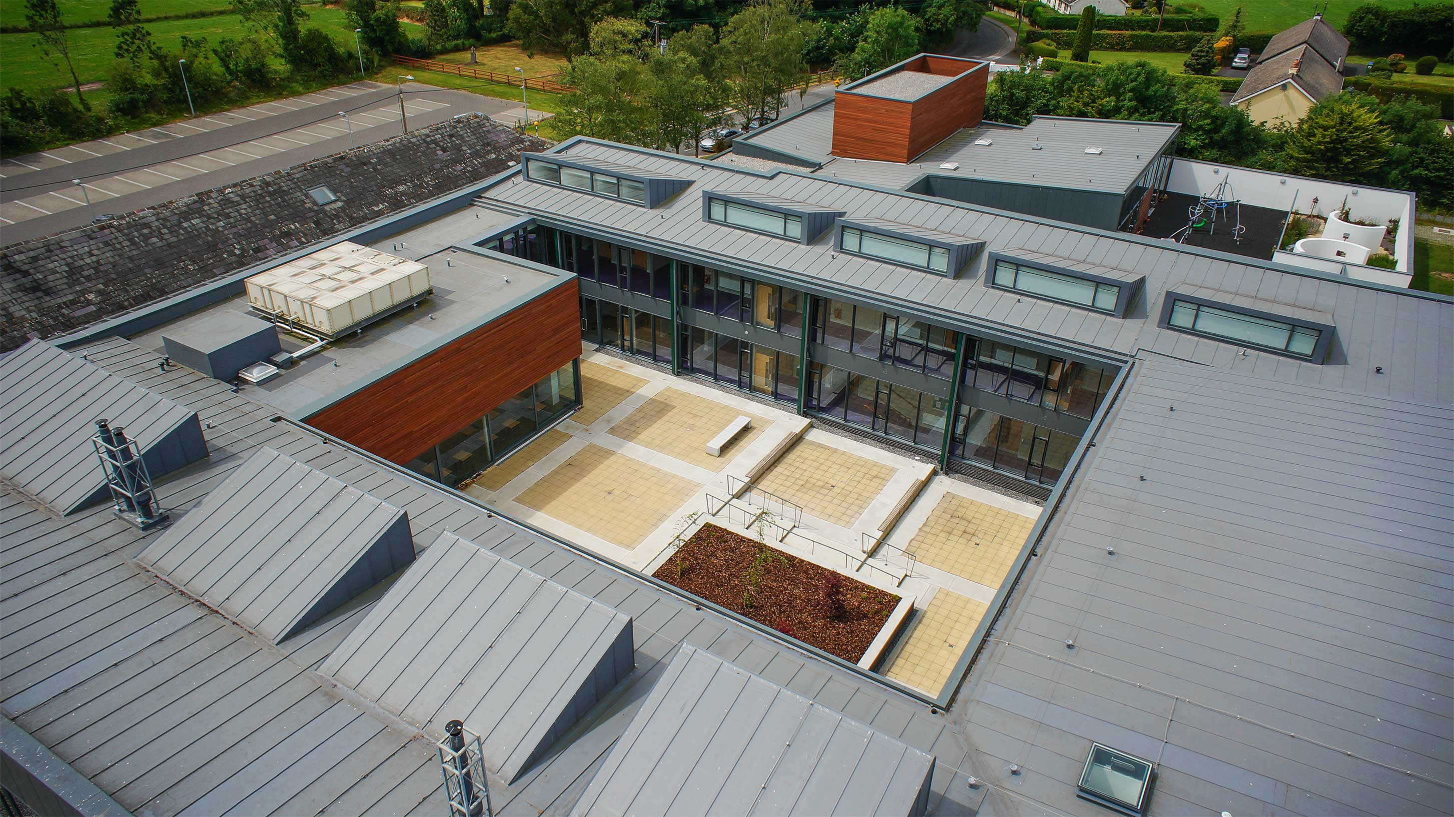 Borrisokane Community College with Bauder Thermofol PVC system