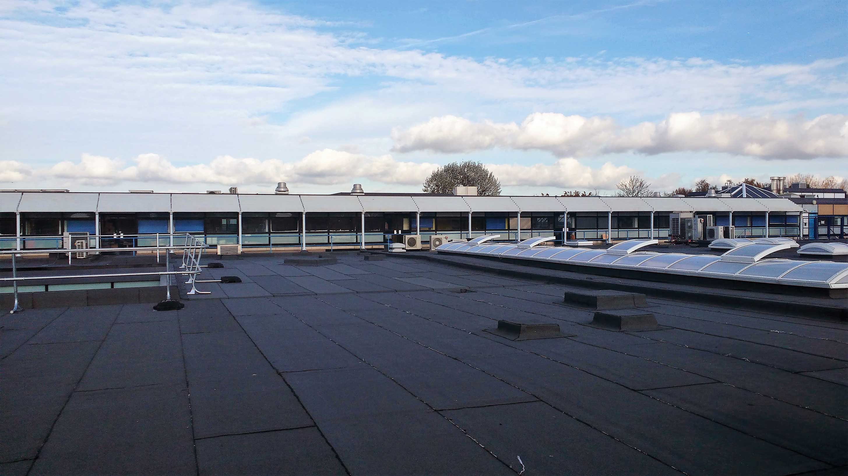 Woolwich Polytechnic School with Bauder Total Roof System (BTRS) installed with Euroglaze rooflights
