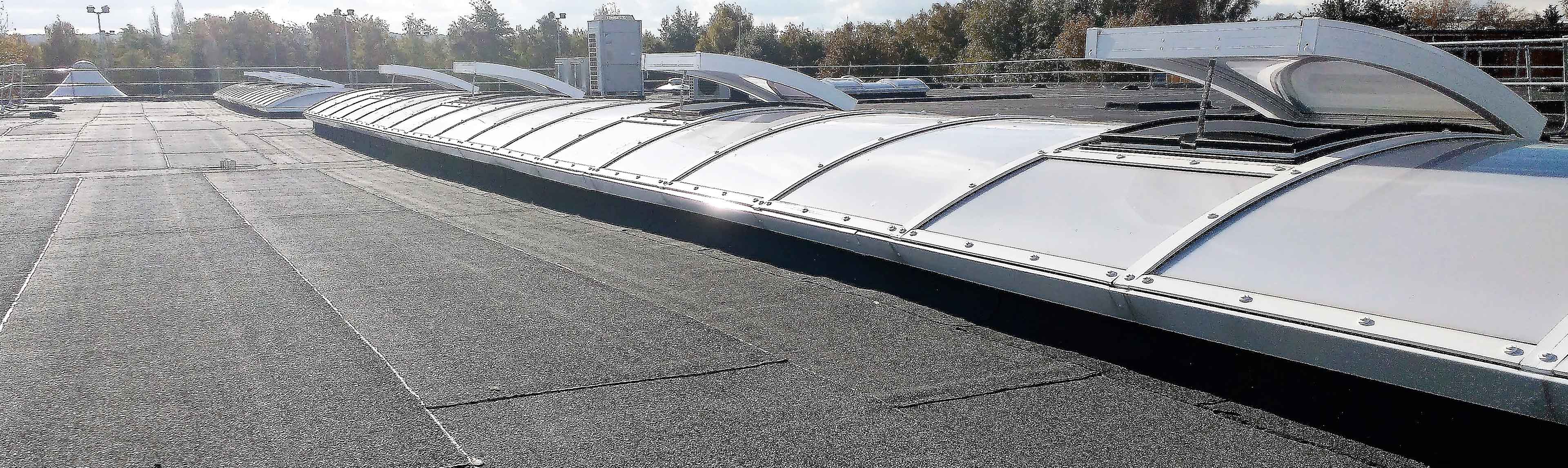 Woolwich Polytechnic School with Bauder Total Roof System (BTRS) installed with Euroglaze rooflights
