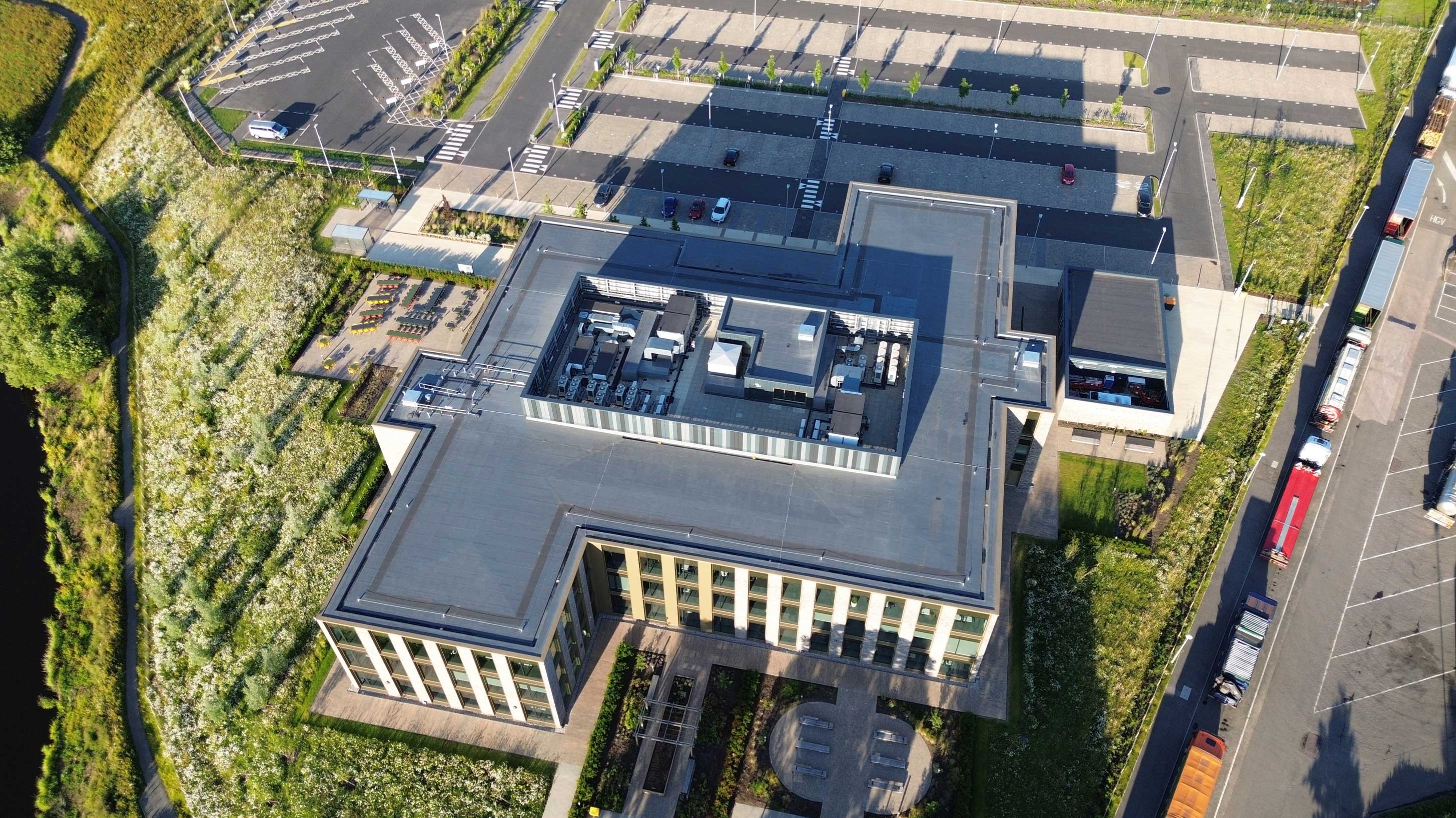 aerial view of M&G Building with Bauder Thermofol PVC single ply waterproofing system installed