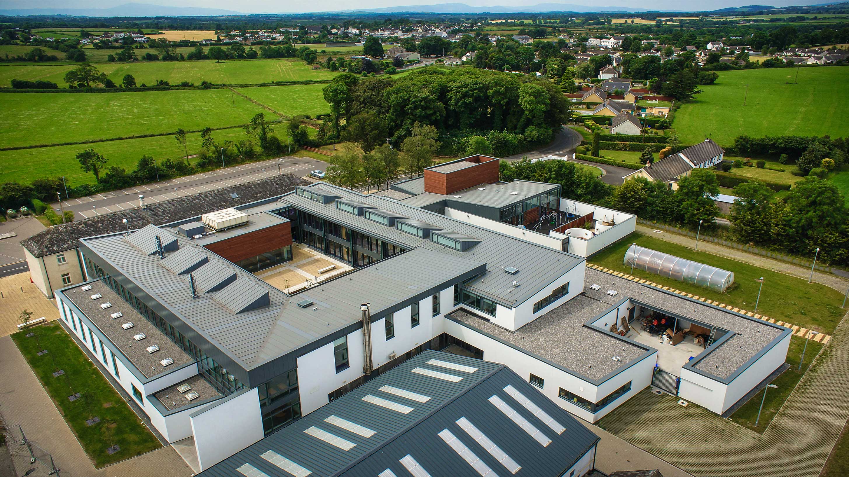Borrisokane Community College with Bauder Thermofol PVC system